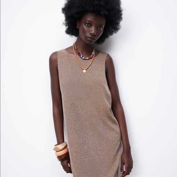 Rustic Dress - Picture 3 of 4